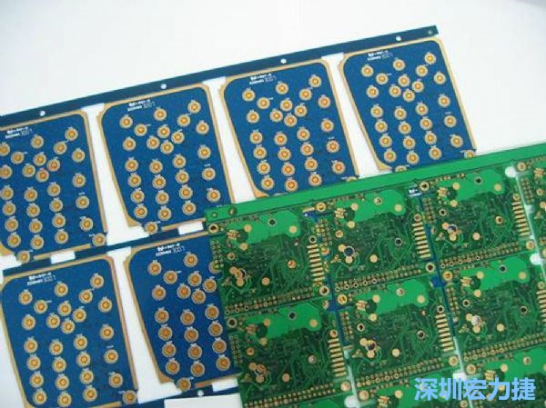 PBC與HDI等硬質(zhì)載板因應(yīng)不同構(gòu)型的結(jié)構(gòu)組裝需求，能做的彈性設(shè)計(jì)有限，必須搭配FPC軟板進(jìn)行整合設(shè)計(jì)。